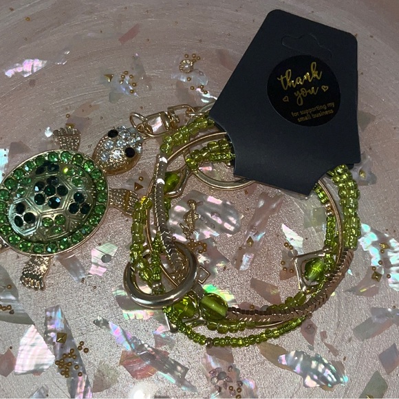 Turtle Bracelet Keychain - Picture 8 of 14